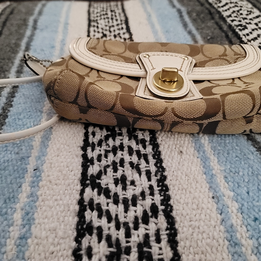 Coach Monogram Wristlet - Picture 4 of 4